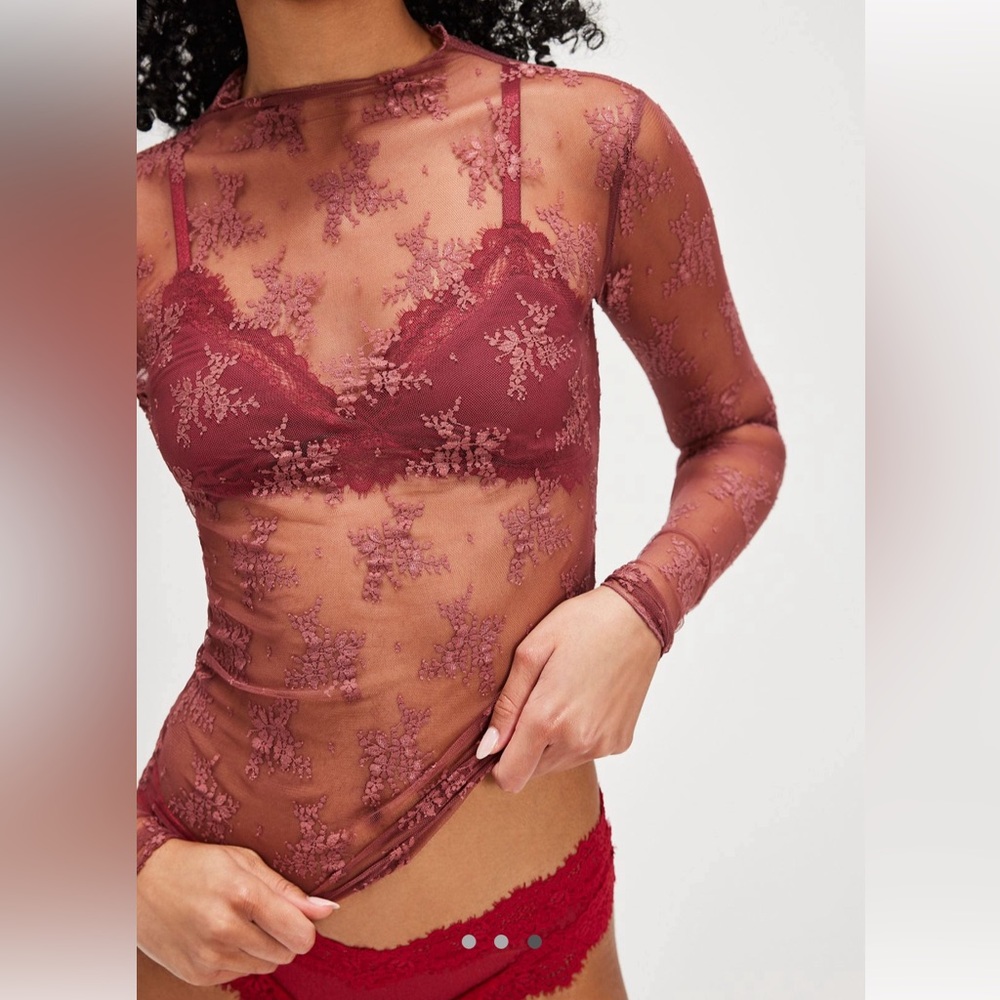 Free People Lady Lux layering top Large
